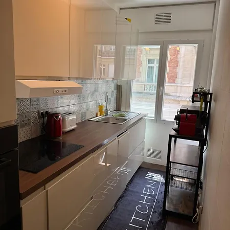 Ponthieu - Hala Apartment *