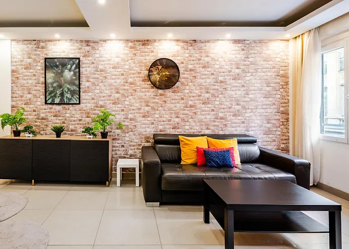 Apartamento Chic Two Bedroom Steps From Champs Elysees